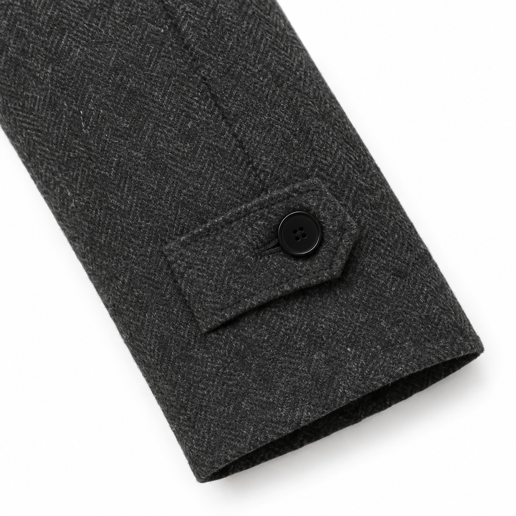 The Eleanor Double-Breasted Long Coat - 深灰色 - cuff tab detail